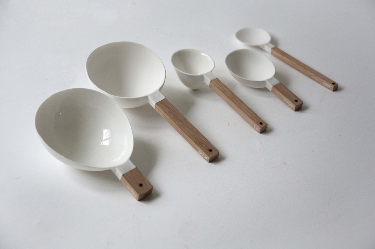 a9_mdba_mdby_ceramics_manufactured_spoons_niels_datema