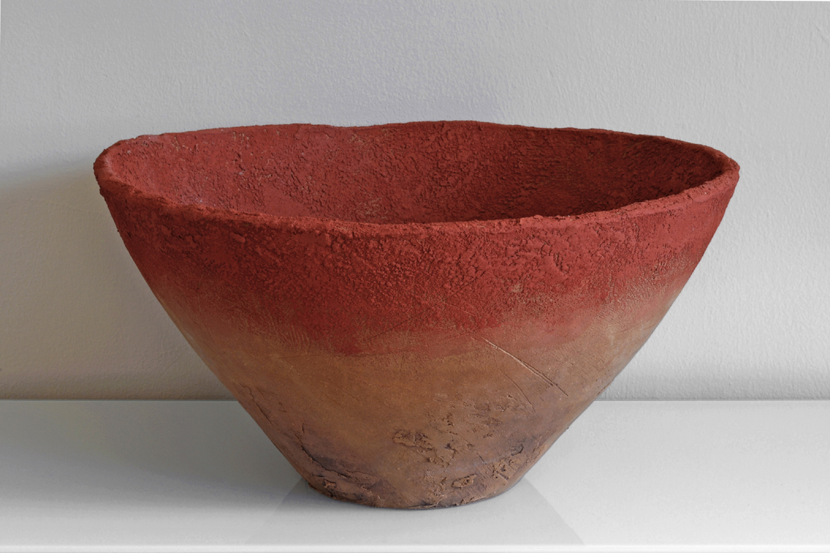 a4_mdba_mdby_manufactured_ceramics_wood_concrete_sculptures_phil_finder_large_bowl