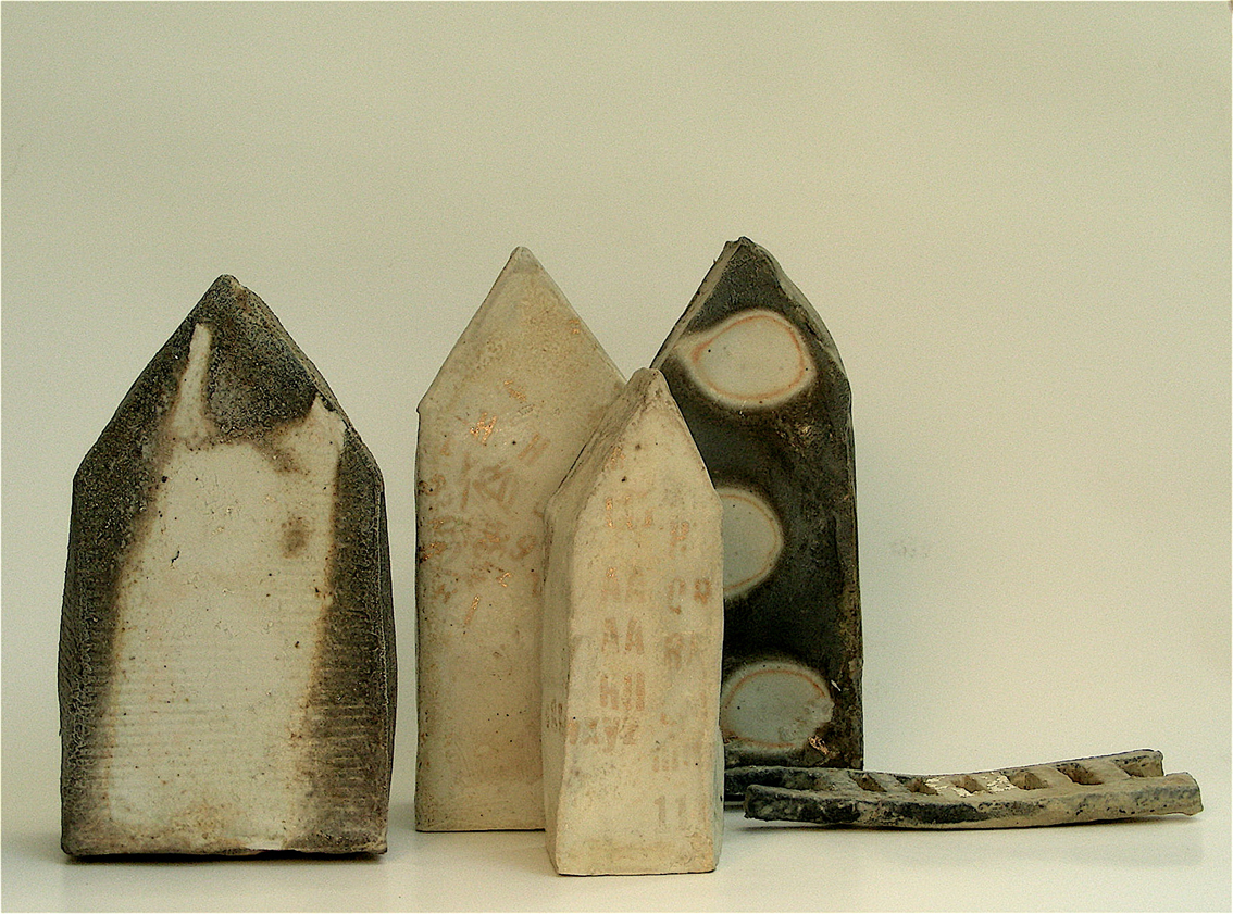 a8_mdba_mdby_manufactured_ceramics_houses_clay_fire_nina_hole